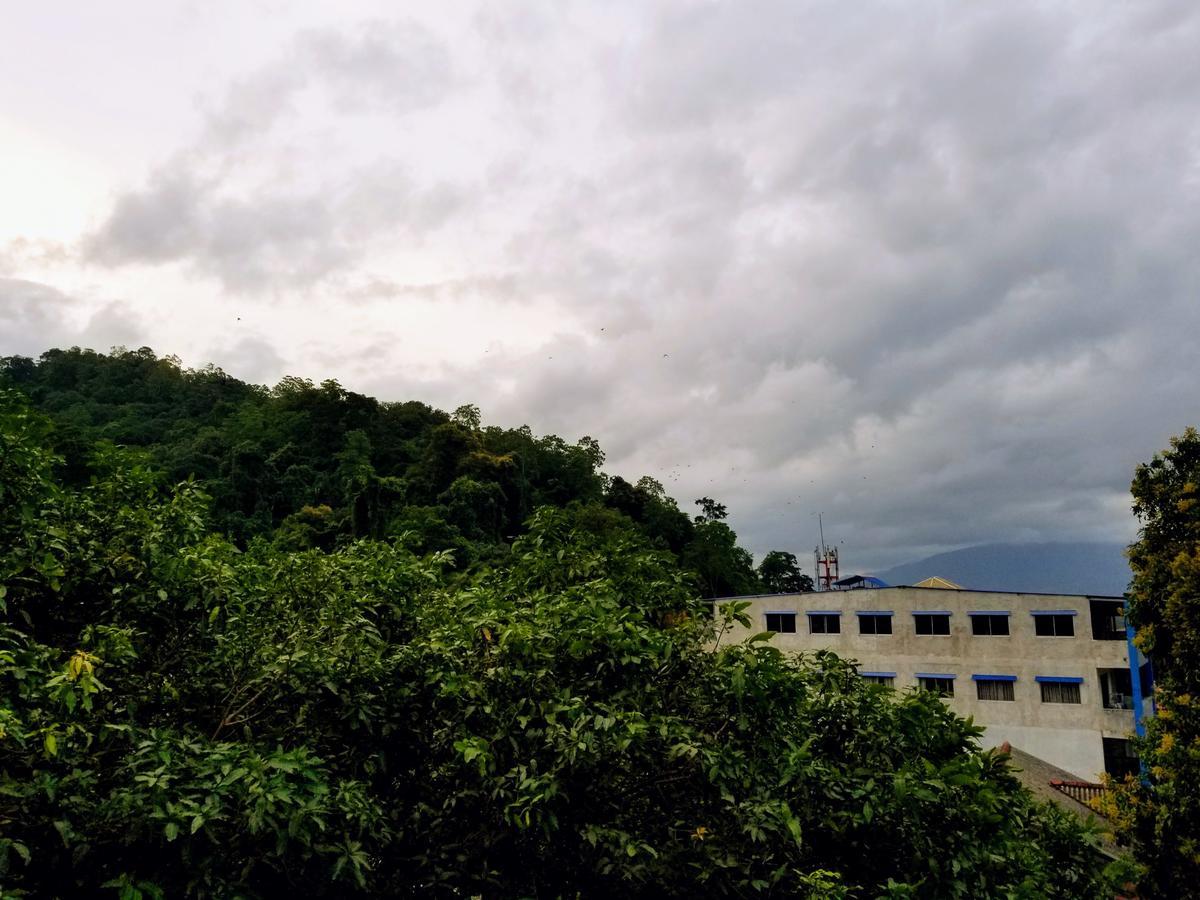 Queens Mount Kandy Bagian luar foto
