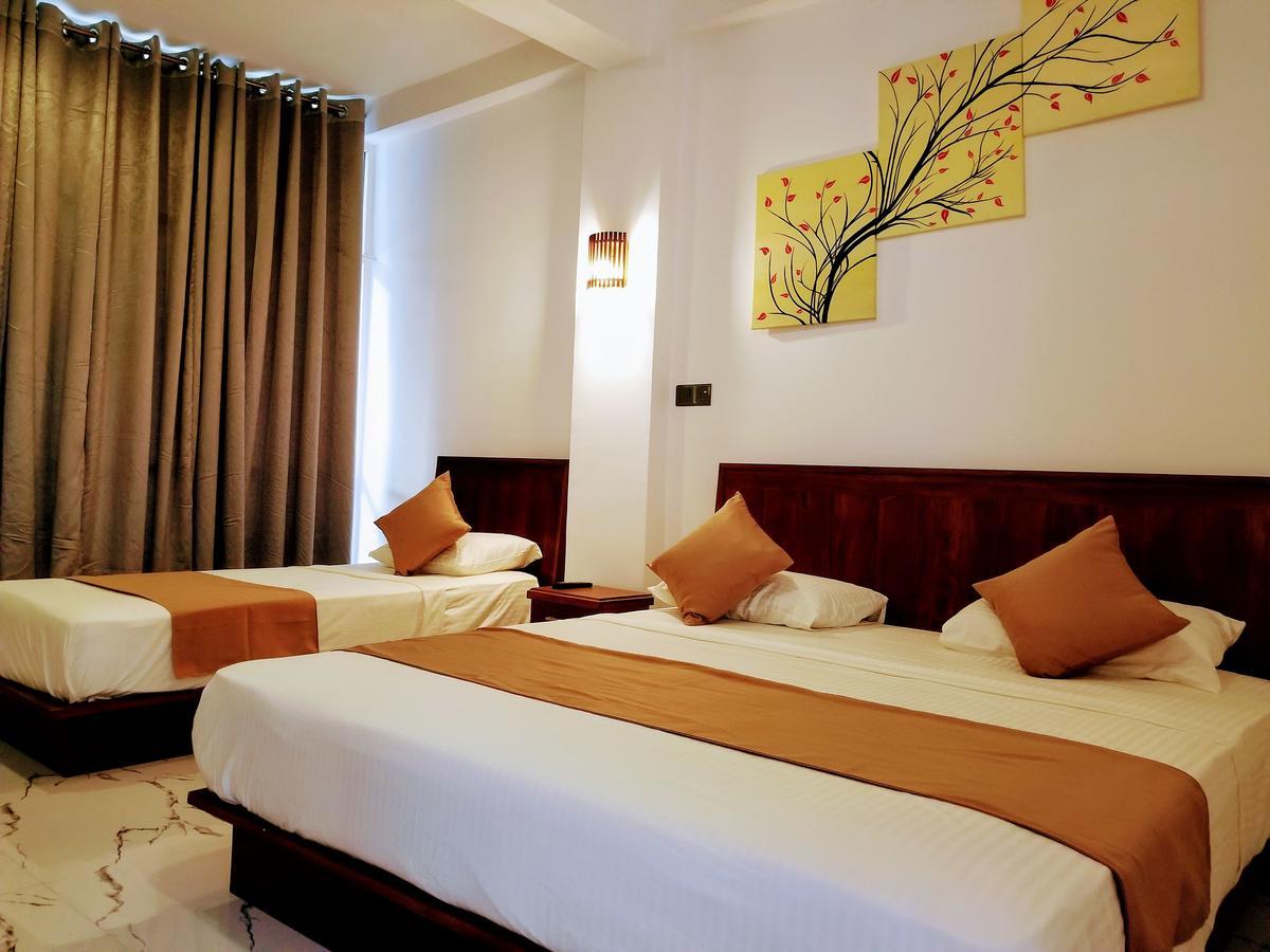 Queens Mount Kandy Bagian luar foto